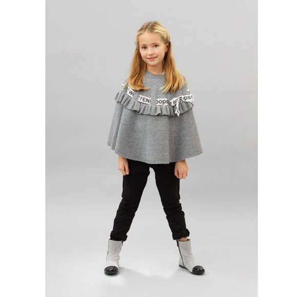 GORGEOUS! SOLD OUT!!!  Fendi Girl's Cape with Ribbon - Picture 1 of 7